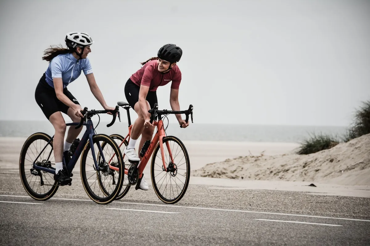 Semelle velo route : laquelle choisir en 2026 ?